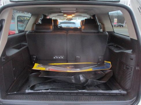 Used 2011 Chevrolet Suburban LTZ image 15