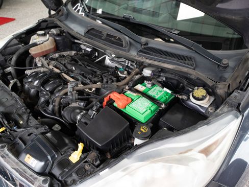 Used 2012 Ford Fiesta SE image 32