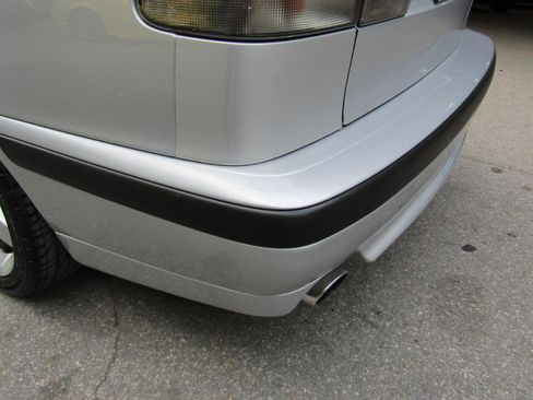 Used 2002 Saab 9-3 SE FWD image 4