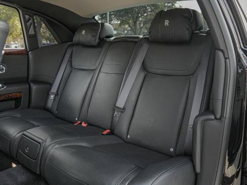 Certified 2016 Rolls-Royce Ghost Extended Wheelbase image 8