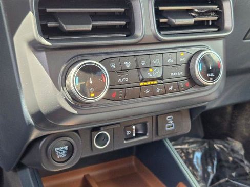 Certified 2024 Ford Maverick Lariat FWD image 29