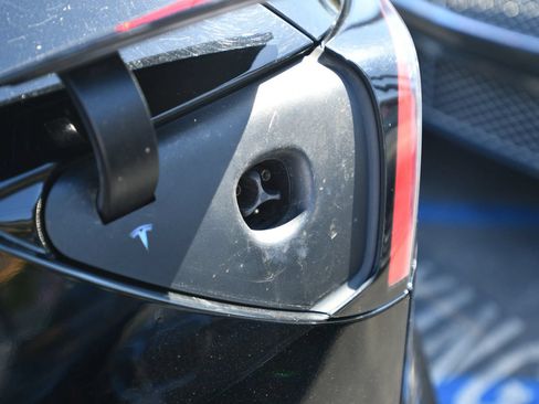 Used 2022 Tesla Model Y Performance AWD/4WD image 5