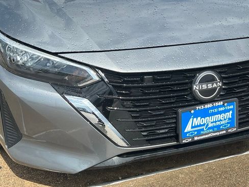 Used 2024 Nissan Sentra SV FWD image 4