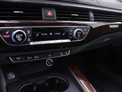 Used 2019 Audi A4 2.0T allroad Premium Plus AWD/4WD image 12