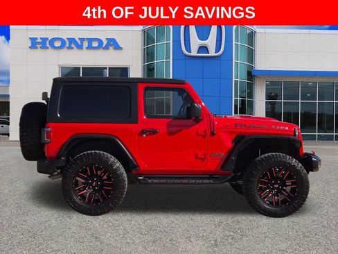 Used 2021 Jeep Wrangler Rubicon AWD/4WD image 2