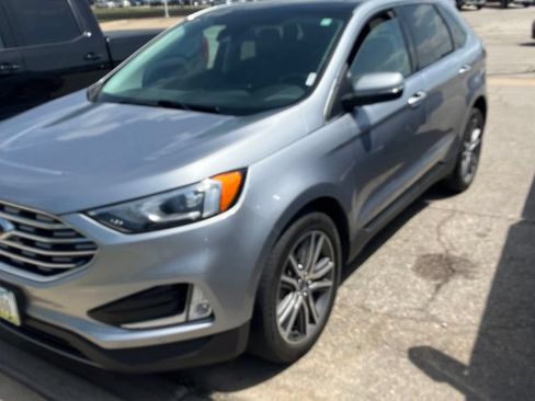 Used 2021 Ford Edge Titanium w/ Class II Trailer Tow Package AWD/4WD image 12