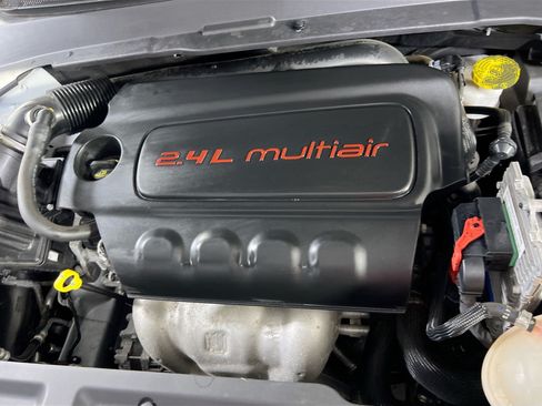 Used 2022 Jeep Compass Latitude AWD/4WD image 27
