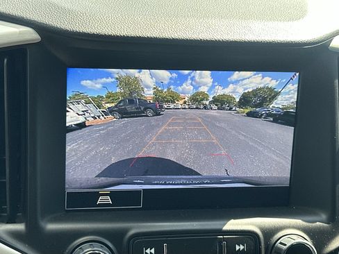 Used 2023 GMC Terrain SLT w/ LPO, Floor Liner Package FWD image 27