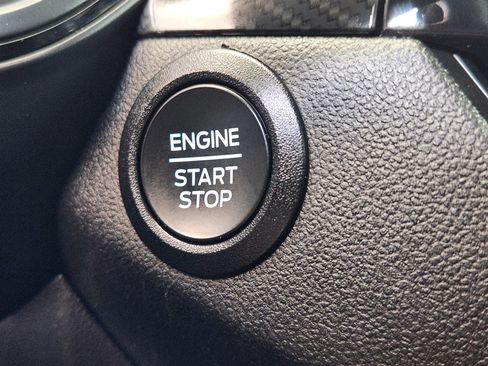 Used 2025 Ford Escape ST-Line FWD image 21
