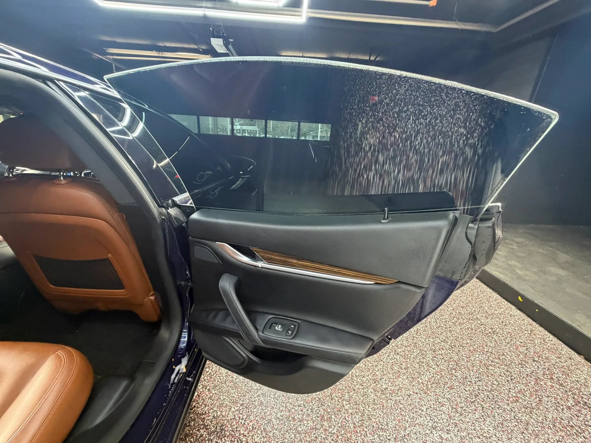 Used 2017 Maserati Ghibli S Q4 AWD/4WD image 39