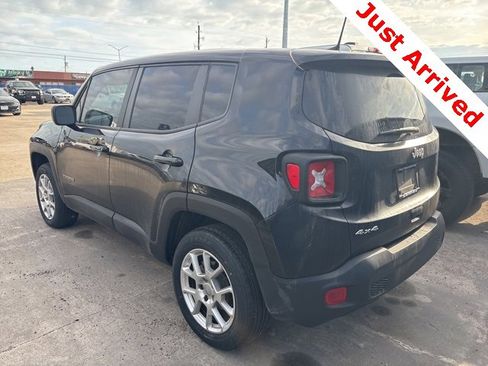Used 2023 Jeep Renegade Latitude image 7