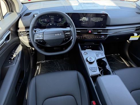 New 2026 Kia Sportage EX FWD image 13
