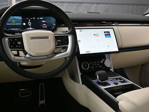 Used 2023 Land Rover Range Rover SE image 7
