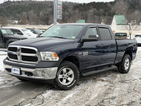 Used 2019 RAM 1500 Classic SLT image 1