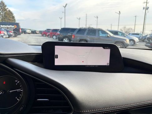 Used 2023 MAZDA MAZDA3 s image 20