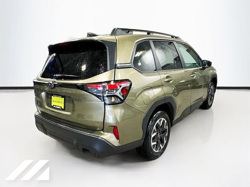New 2026 Subaru Forester Premium image 5