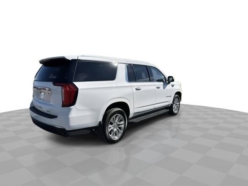Certified 2022 GMC Yukon XL SLT w/ SLT Premium Package image 8