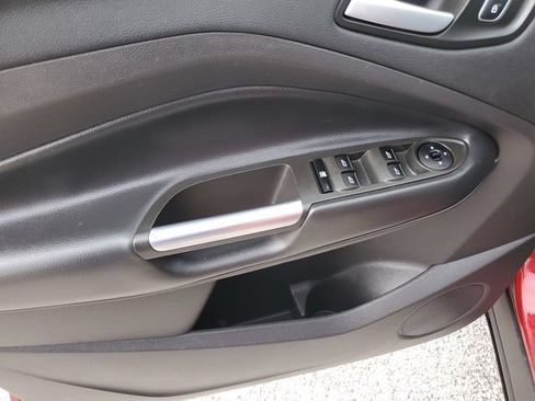 Used 2018 Ford Escape SE w/ SE Sync 3 Package AWD/4WD image 25