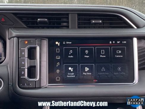 Used 2024 GMC Yukon XL Denali AWD/4WD image 31