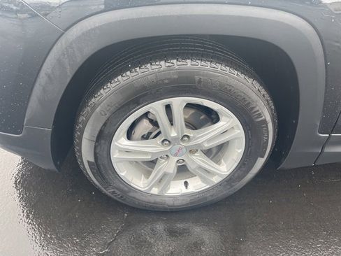 Certified 2023 GMC Terrain SLE w/ Driver Convenience Package image 2