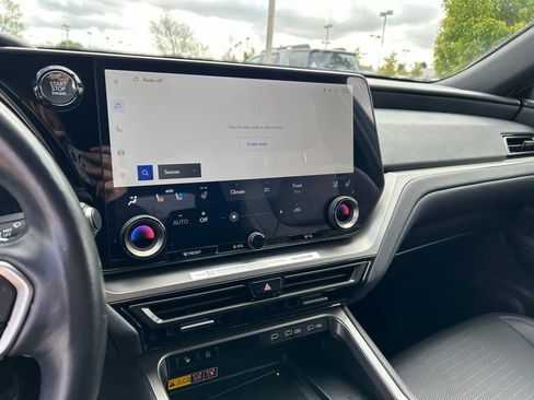 Used 2025 Lexus TX 350 AWD w/ Technology Package image 17