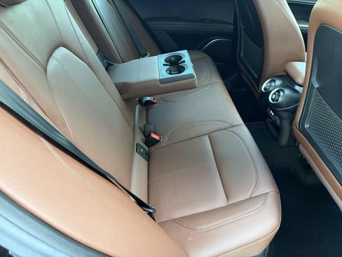 Used 2022 Alfa Romeo Stelvio Ti w/ Active Assist Plus Package AWD/4WD image 31