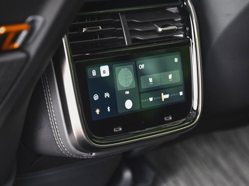 Used 2022 Rivian R1S Launch Edition image 32