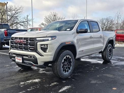 New 2026 GMC Canyon AT4 image 4