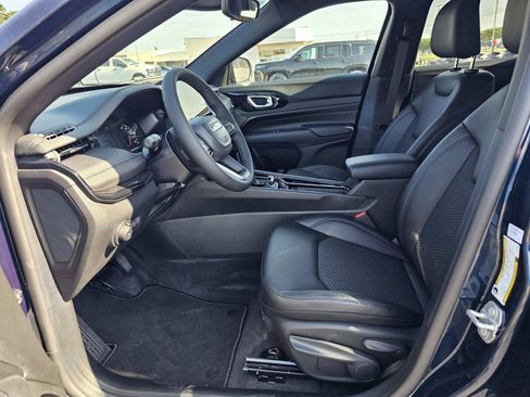 New 2026 Jeep Compass Latitude AWD/4WD image 16