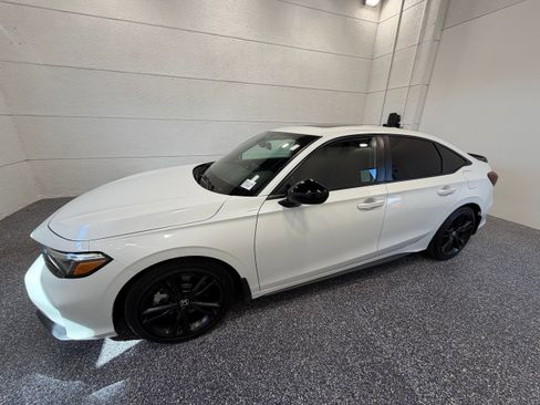 Used 2025 Honda Civic Si image 2