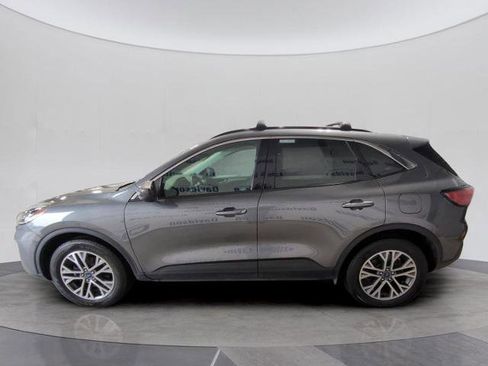Certified 2022 Ford Escape SEL AWD/4WD image 2