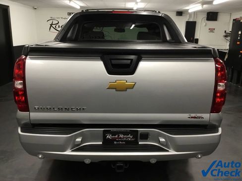 Used 2012 Chevrolet Avalanche LT w/ Suspension Package, Off-Road image 9