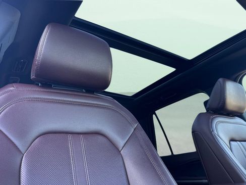 Used 2023 Ford Expedition Limited image 18