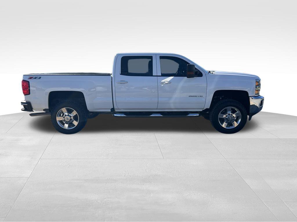 Used 2018 Chevrolet Silverado 2500 LT w/ All Star Edition AWD/4WD image 7