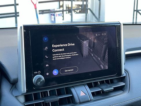 Used 2025 Toyota RAV4 XLE image 20