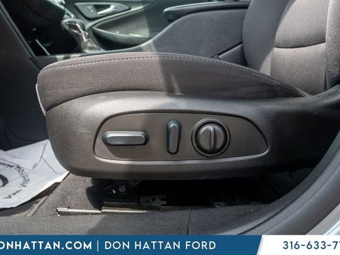 Used 2024 Chevrolet Malibu LT FWD image 20
