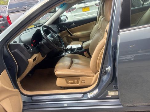 Used 2011 Nissan Maxima 3.5 SV w/ Monitor Pkg FWD image 12