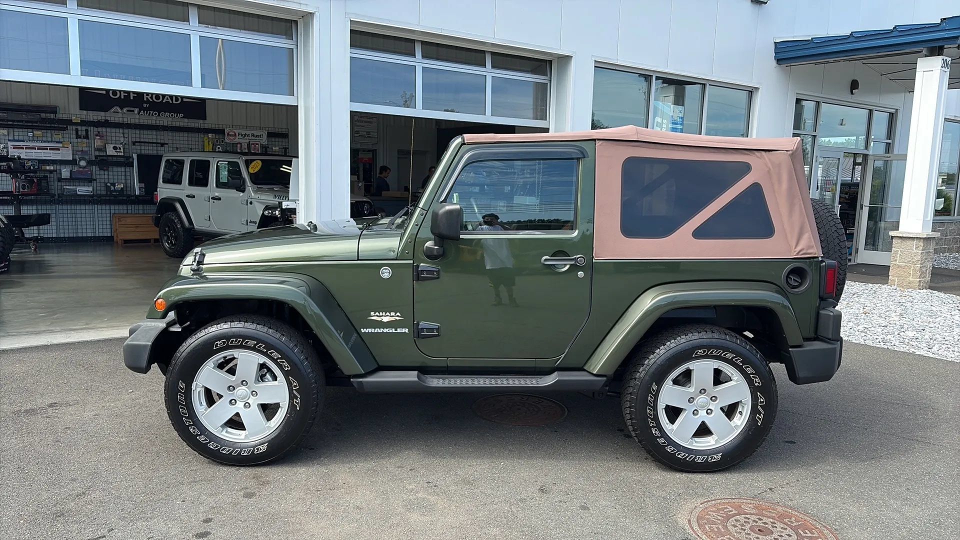 Used 2008 Jeep Wrangler Sahara w/ PWR Convenience Group AWD/4WD image 7