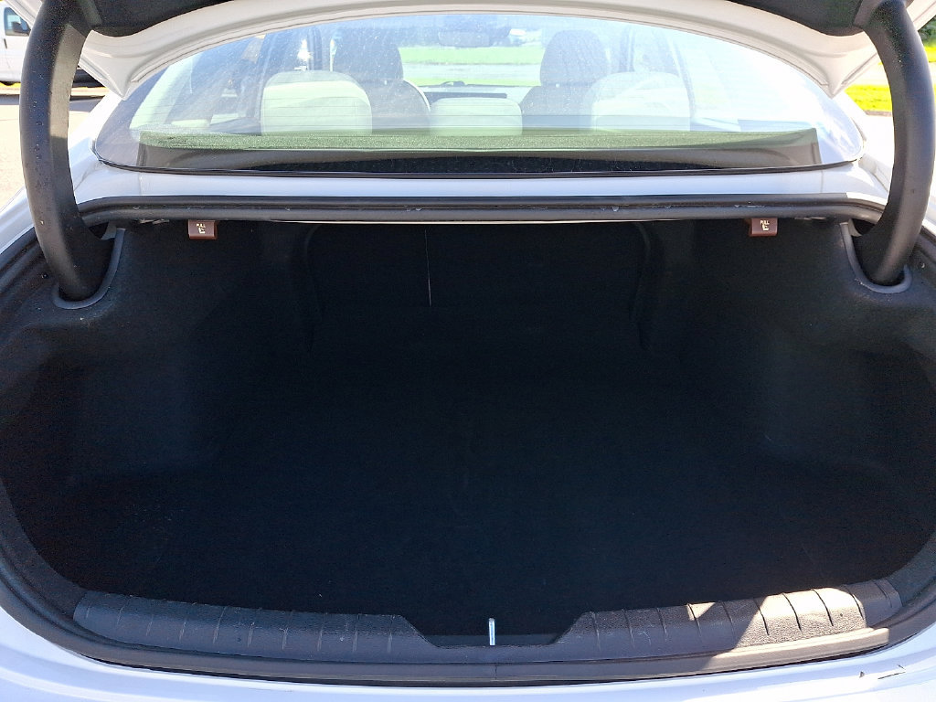 Used 2025 Hyundai Sonata SEL FWD image 30
