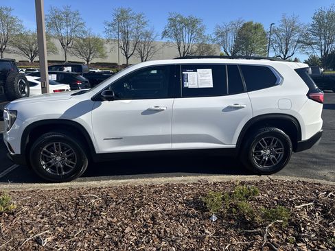 Certified 2025 GMC Acadia Elevation image 7