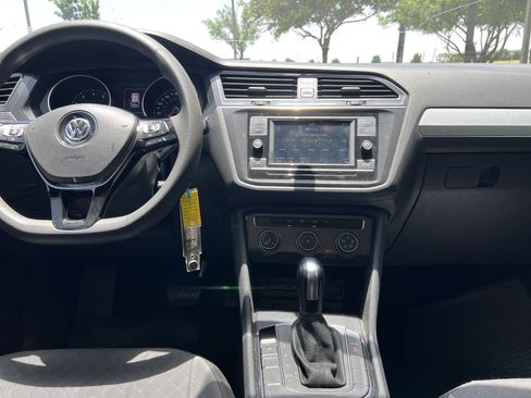 Used 2019 Volkswagen Tiguan S FWD image 24