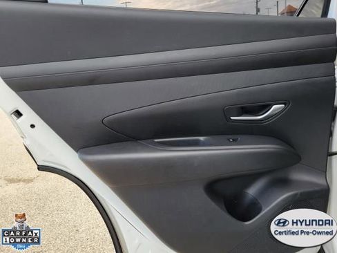Used 2025 Hyundai Tucson SE AWD/4WD image 9