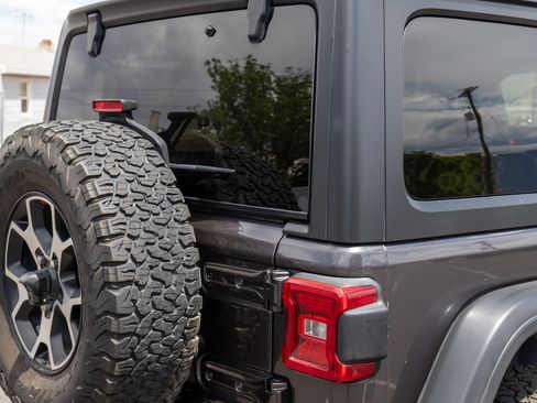 Used 2020 Jeep Wrangler Unlimited Rubicon image 30