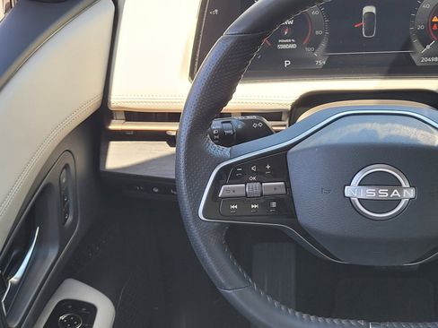 Certified 2023 Nissan Ariya FWD image 9