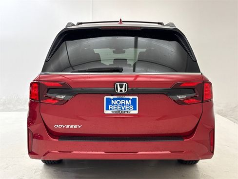 New 2026 Honda Odyssey EX-L image 8