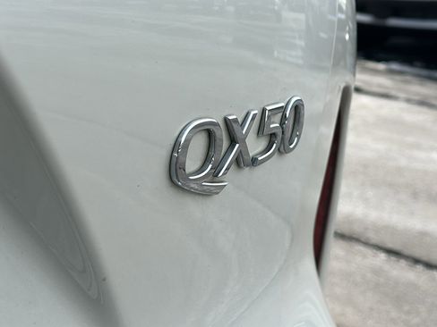 Certified 2020 INFINITI QX50 Essential w/ Edition 30 Package image 10