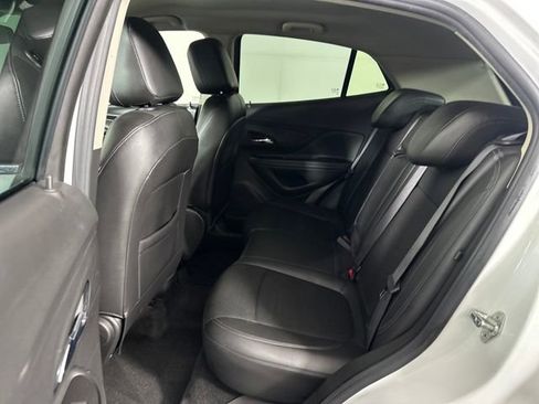 Used 2018 Buick Encore Sport Touring image 40