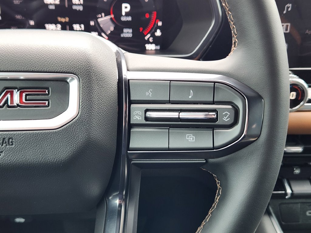 New 2026 GMC Canyon AT4 w/ Nightfall Essentials Package AWD/4WD image 16