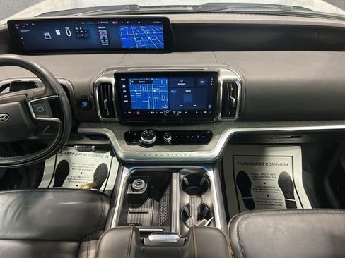 Used 2025 Ford Expedition Tremor image 15