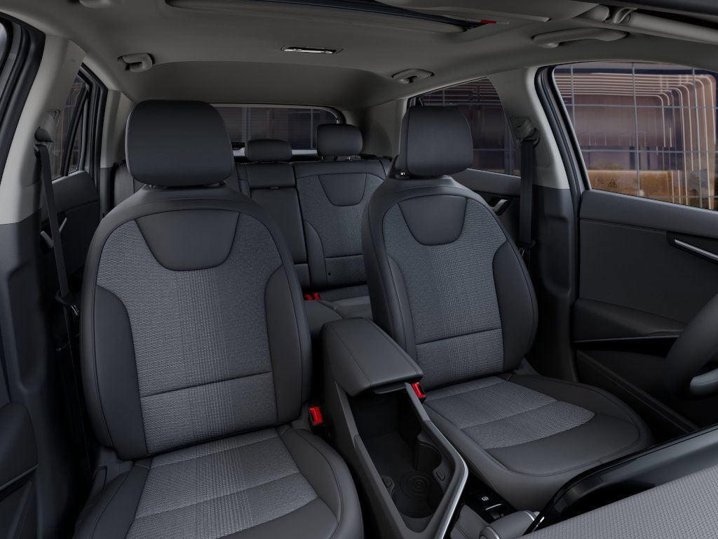 Used 2024 Kia Niro EX Touring FWD image 17
